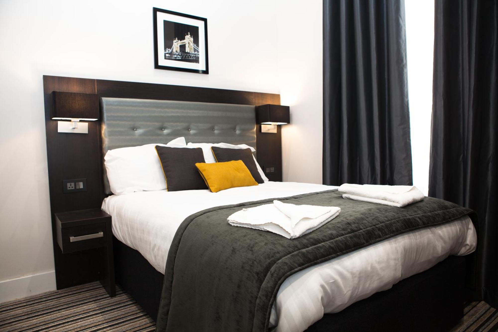 Deluxe Double Room,434307381:JPEG